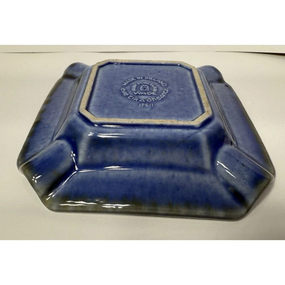Vintage‎ Countryside Cottage Porcelain Ashtray Folk Art Wade Irish Porcelain